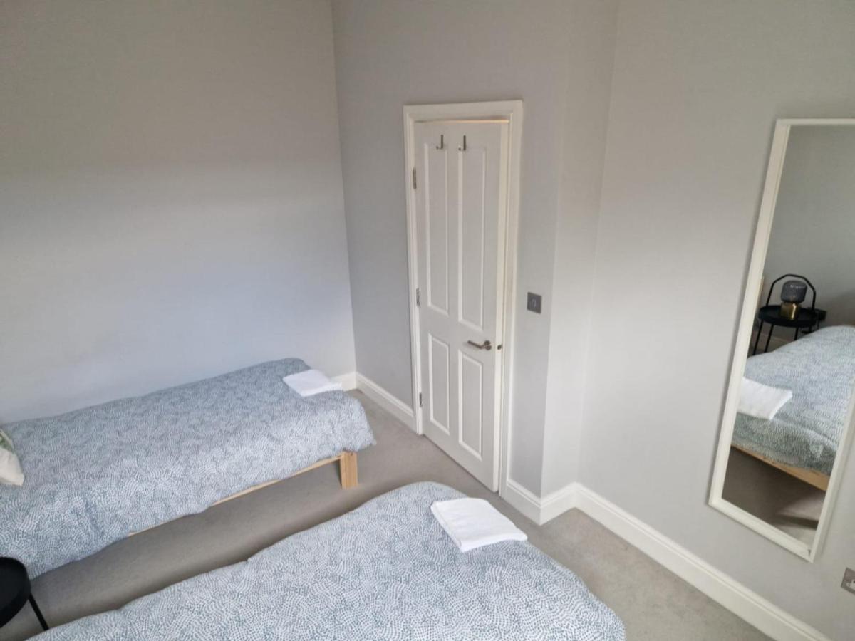 Wonderful 3 Bed Flat With Private Garden In Wimbledon - 1 The Queens Apartment London Luaran gambar